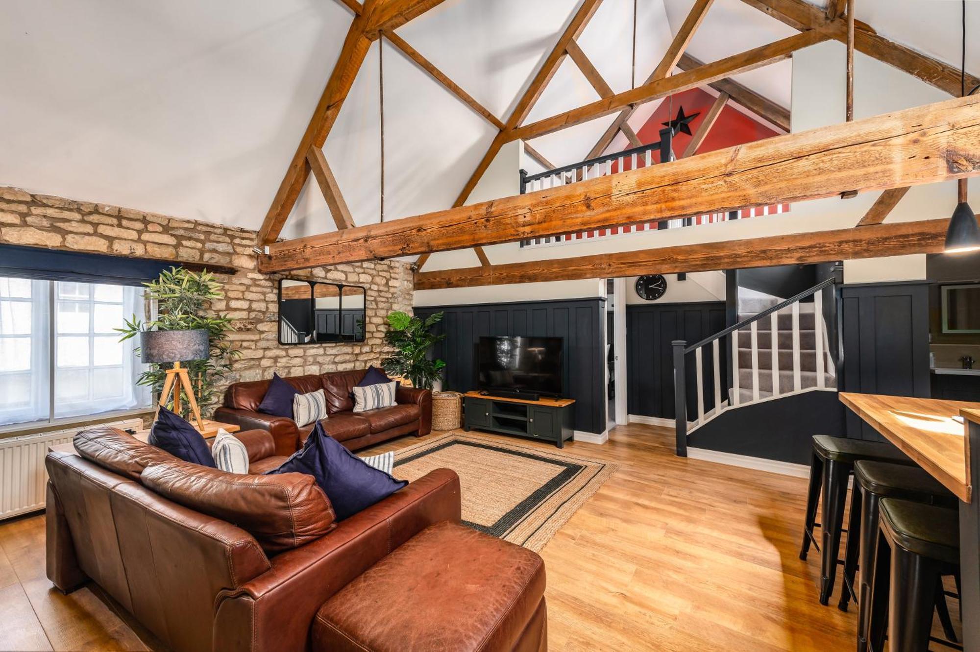 Luxury Town Centre Loft Apartment In Converted Granary Stamford Esterno foto